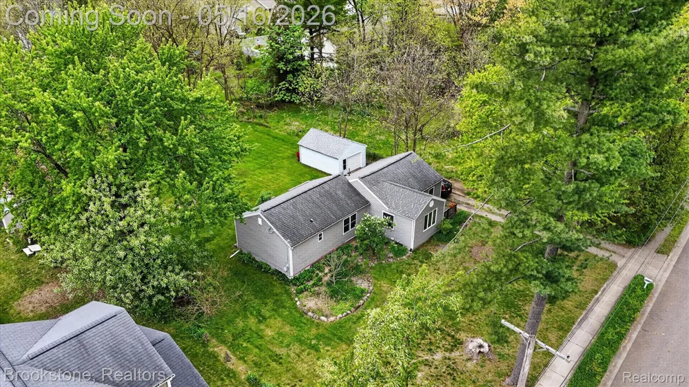 1331 Wolf Court East Lansing City, MI 48823