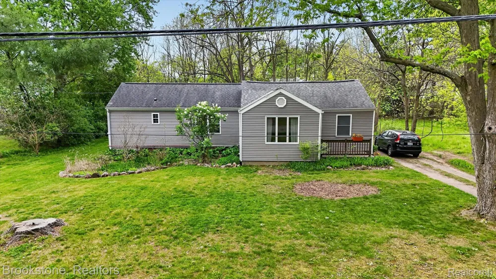 1331 Wolf Court East Lansing City, MI 48823