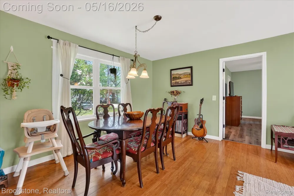 1331 Wolf Court East Lansing City, MI 48823