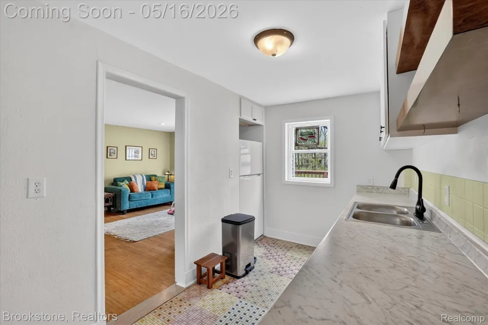 1331 Wolf Court East Lansing City, MI 48823