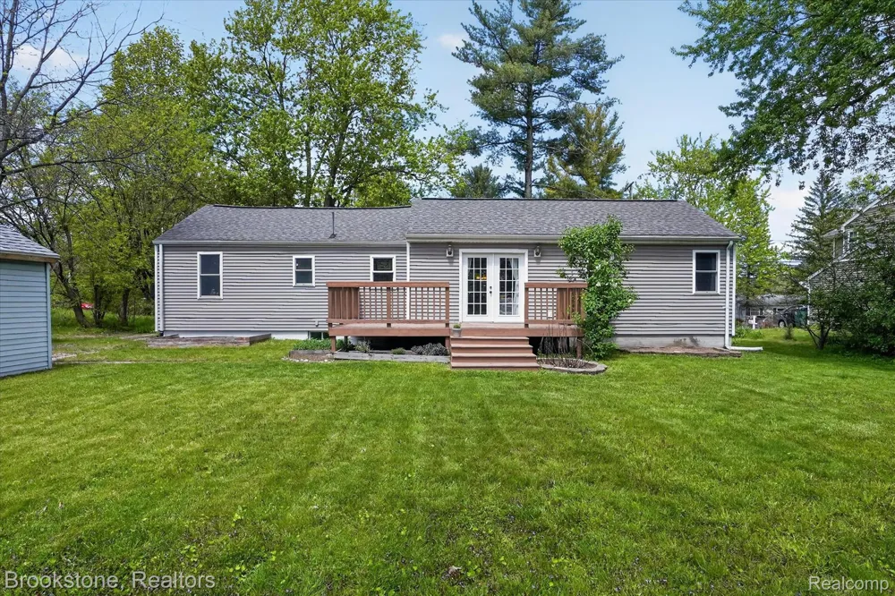 1331 Wolf Court East Lansing City, MI 48823