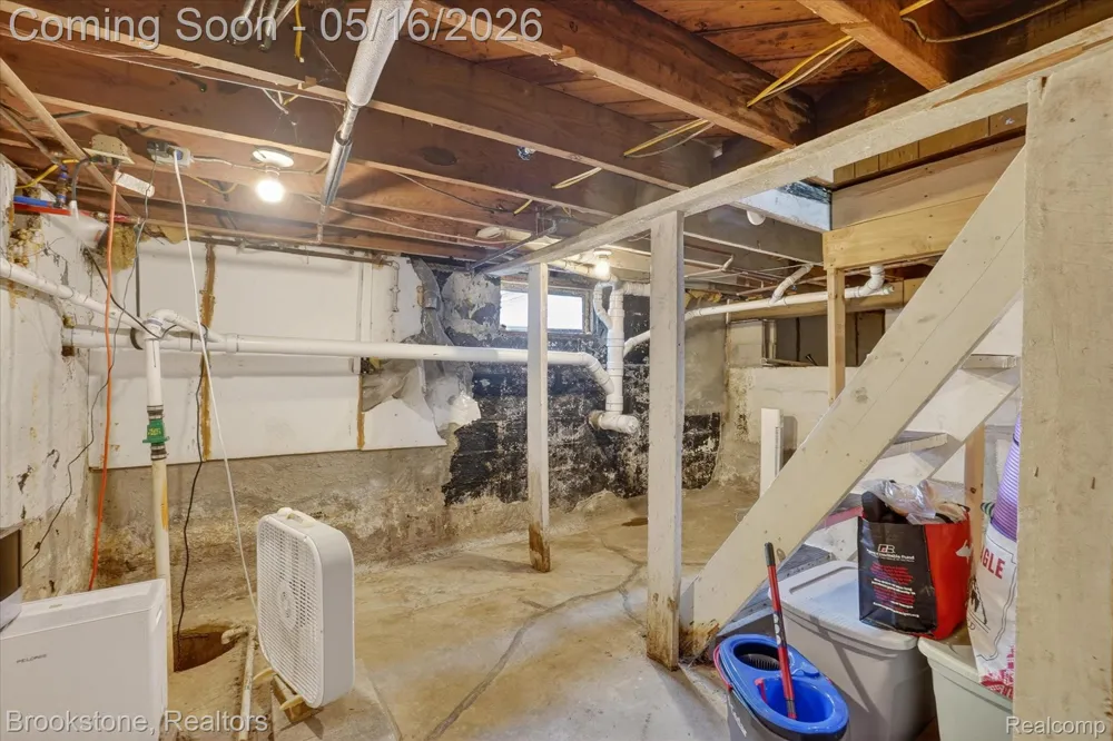 1331 Wolf Court East Lansing City, MI 48823