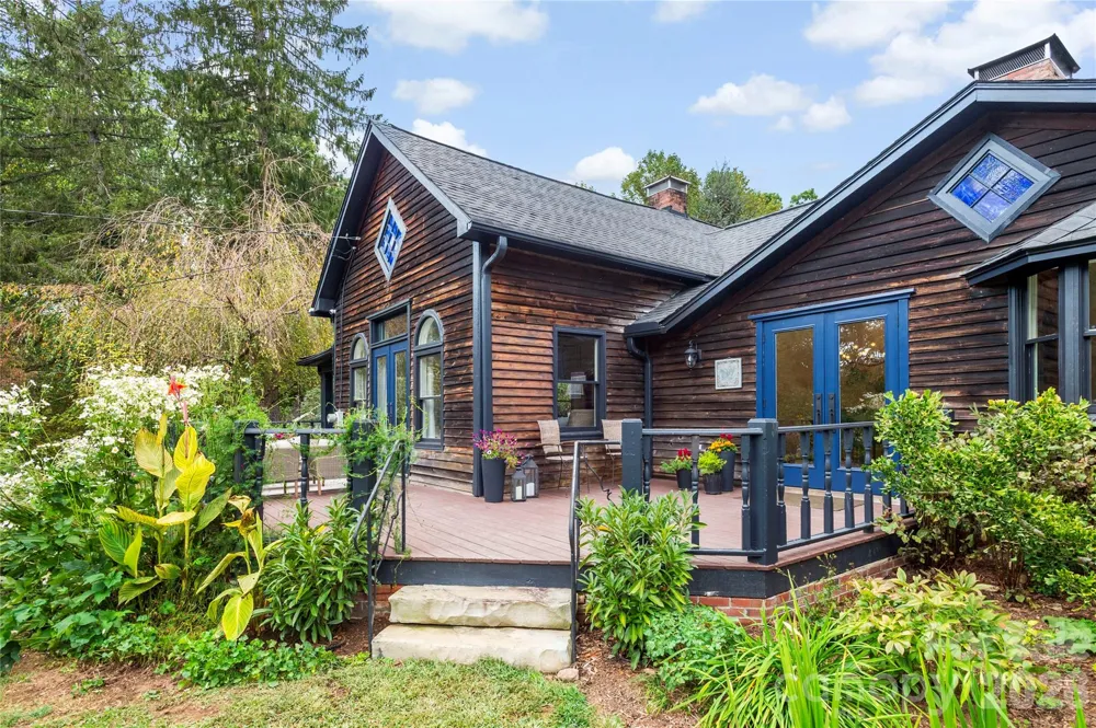 528 Padgettown Road Black Mountain, NC 28711