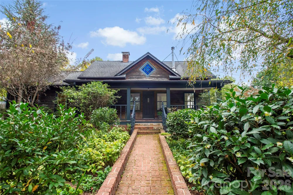 528 Padgettown Road Black Mountain, NC 28711