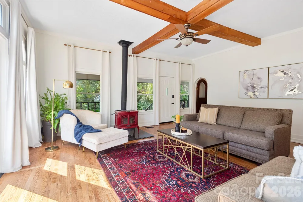 528 Padgettown Road Black Mountain, NC 28711