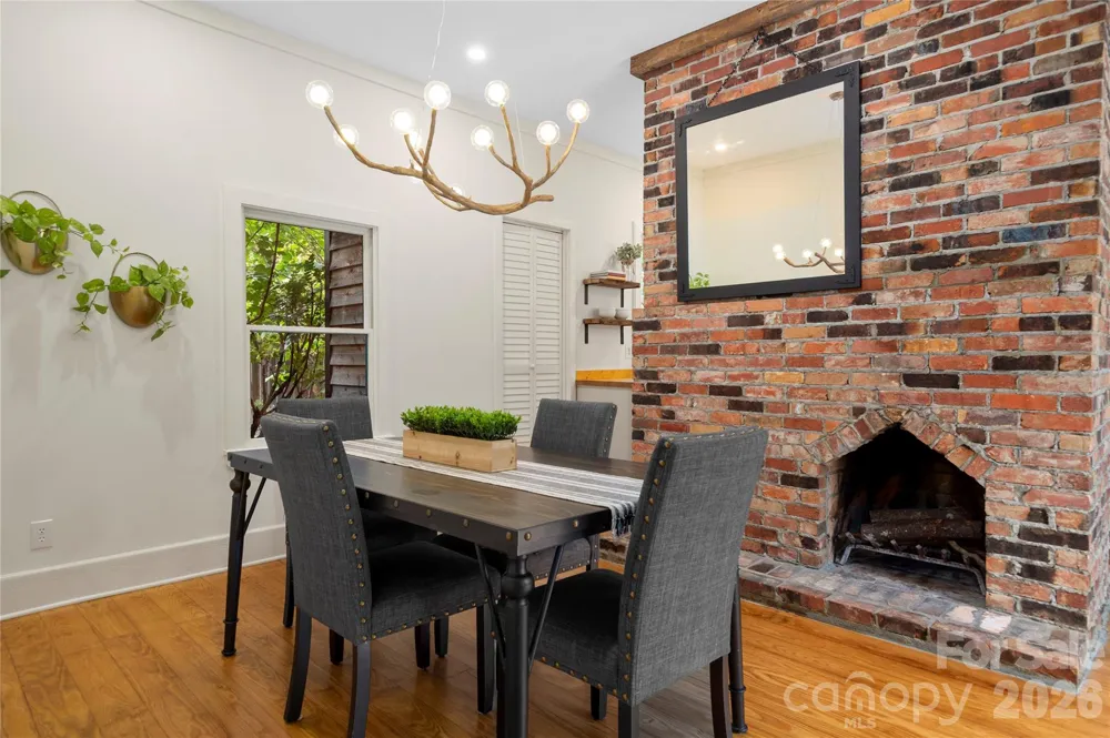 528 Padgettown Road Black Mountain, NC 28711