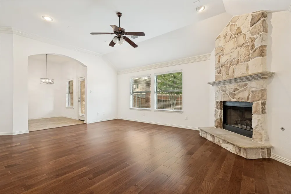 1806 Childress Lane Allen, TX 75013