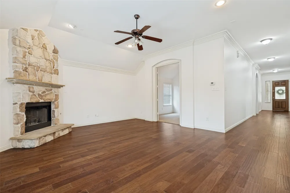 1806 Childress Lane Allen, TX 75013