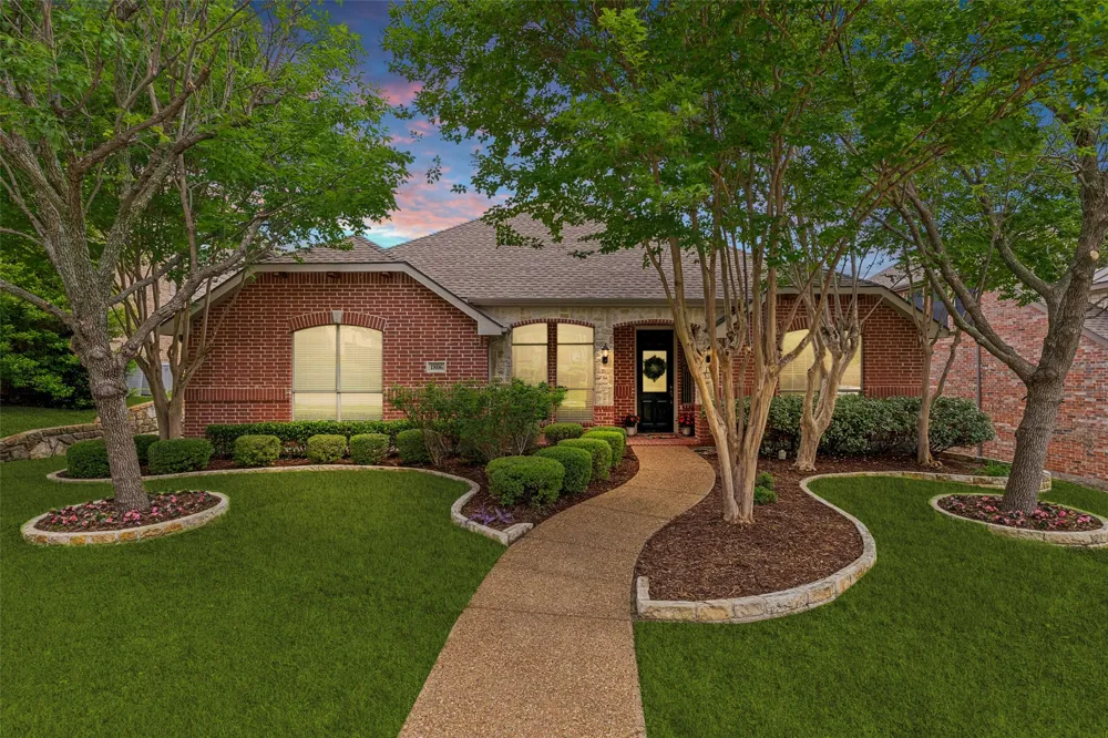 1806 Childress Lane Allen, TX 75013
