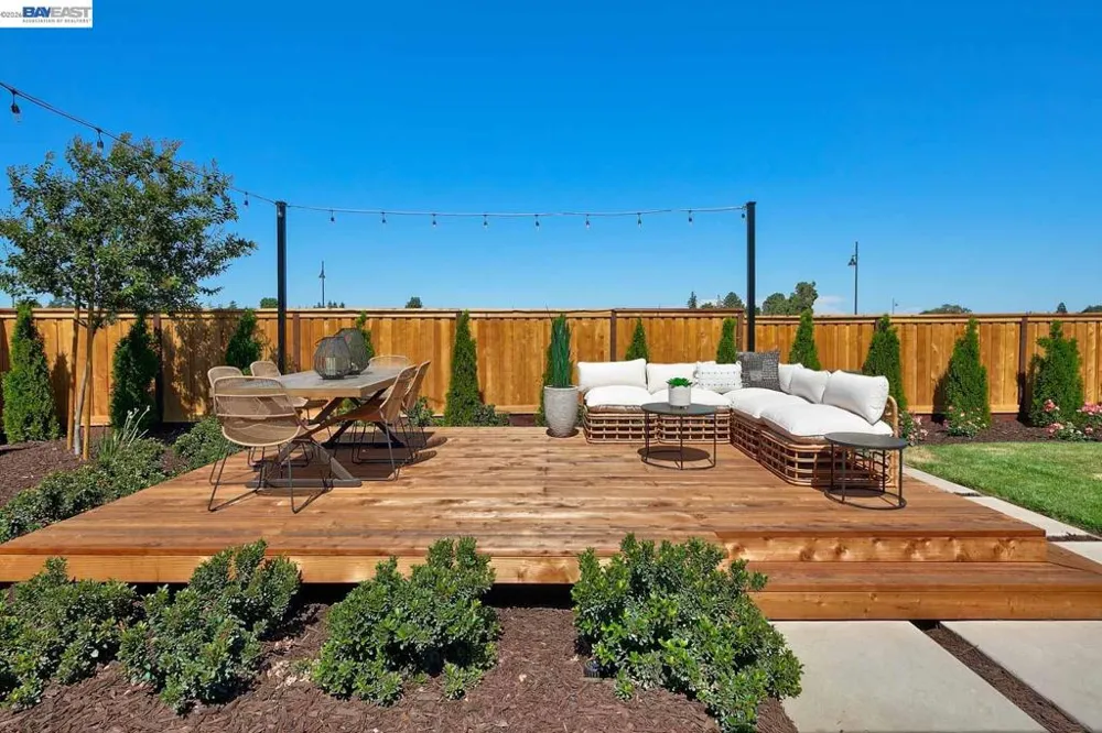 1306 Parkcrest Circle Manteca, CA 95336