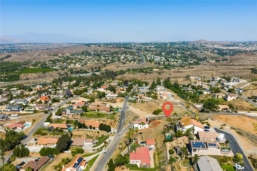 16527 Canyon Ridge Drive Riverside, CA 92503