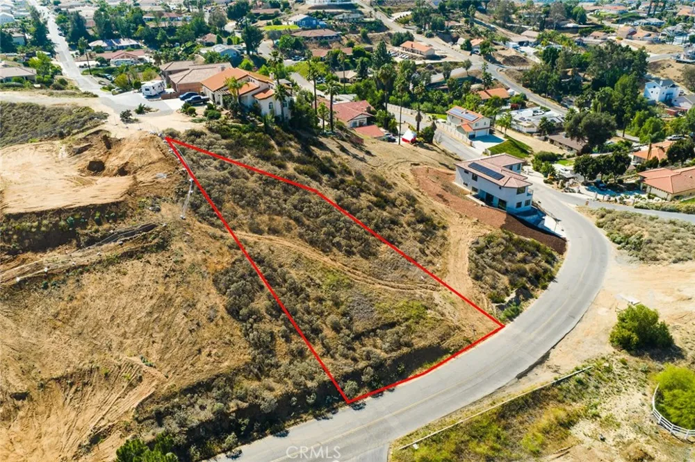 16527 Canyon Ridge Drive Riverside, CA 92503