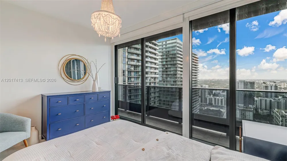 1000 Brickell Plz #3002 Miami, FL 33131