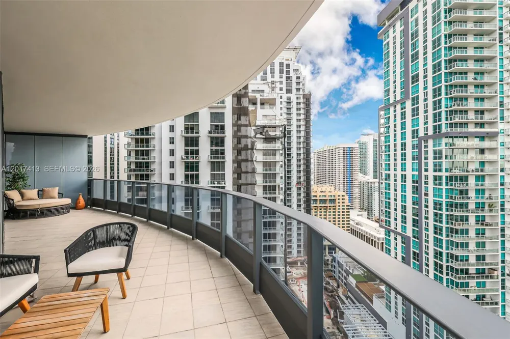 1000 Brickell Plz #3002 Miami, FL 33131