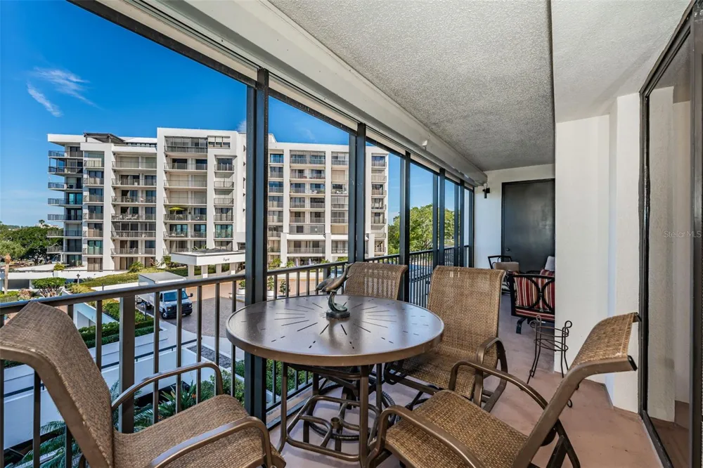 6 BELLEVIEW BOULEVARD #306 Belleair, FL 33756