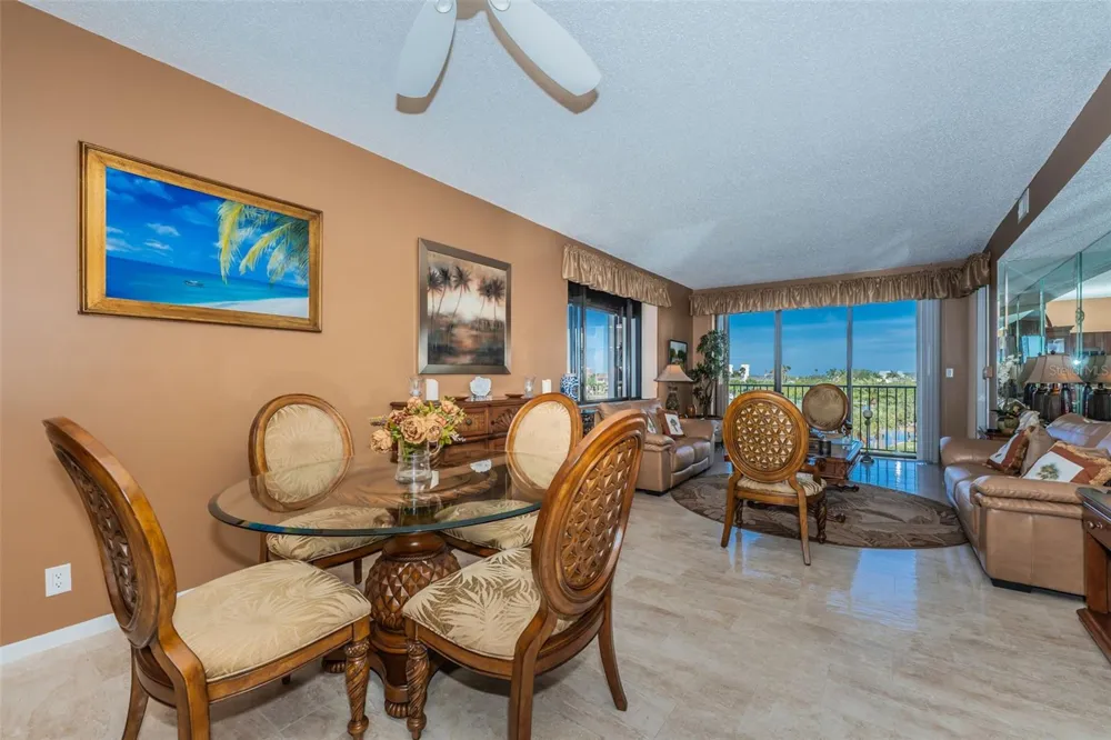 6 BELLEVIEW BOULEVARD #306 Belleair, FL 33756