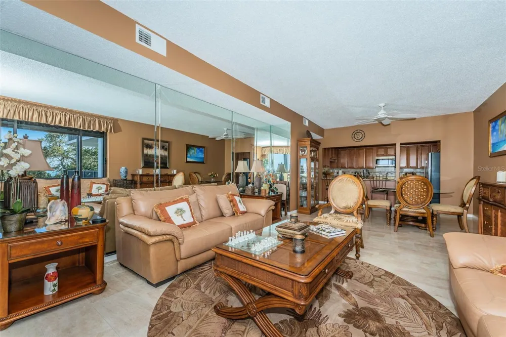 6 BELLEVIEW BOULEVARD #306 Belleair, FL 33756