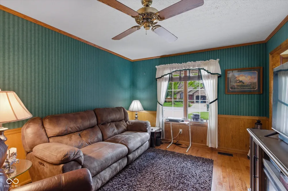 4618 W Harvest Lane Bloomington, IN 47404