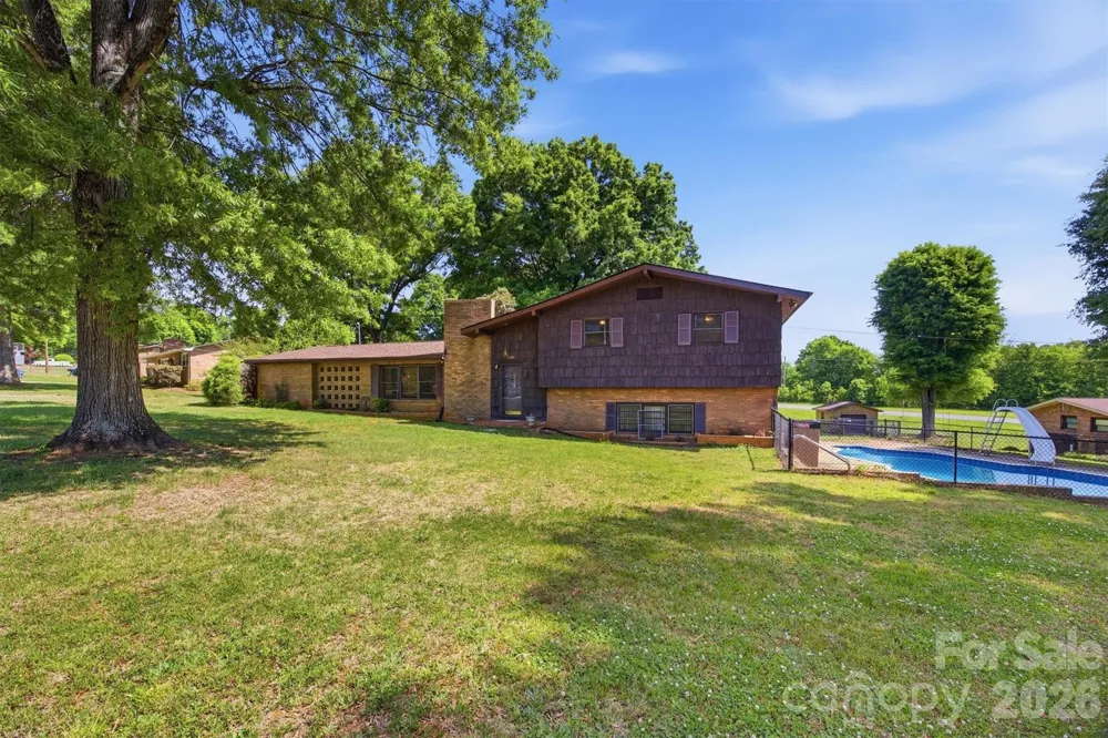 3634 Brookwood Drive Maiden, NC 28650