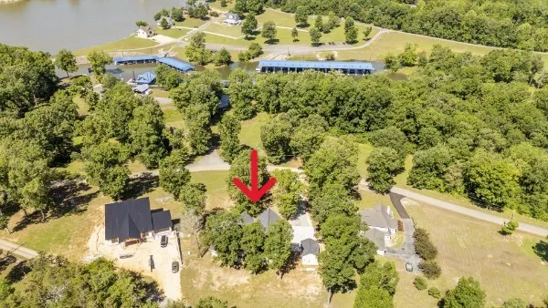 621 Bradley Ln Bath Springs, TN 38311