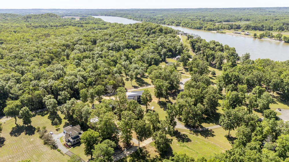 621 Bradley Ln Bath Springs, TN 38311