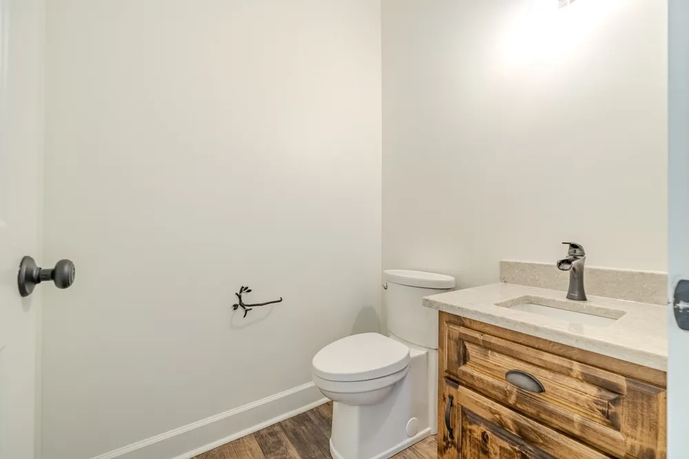 621 Bradley Ln Bath Springs, TN 38311