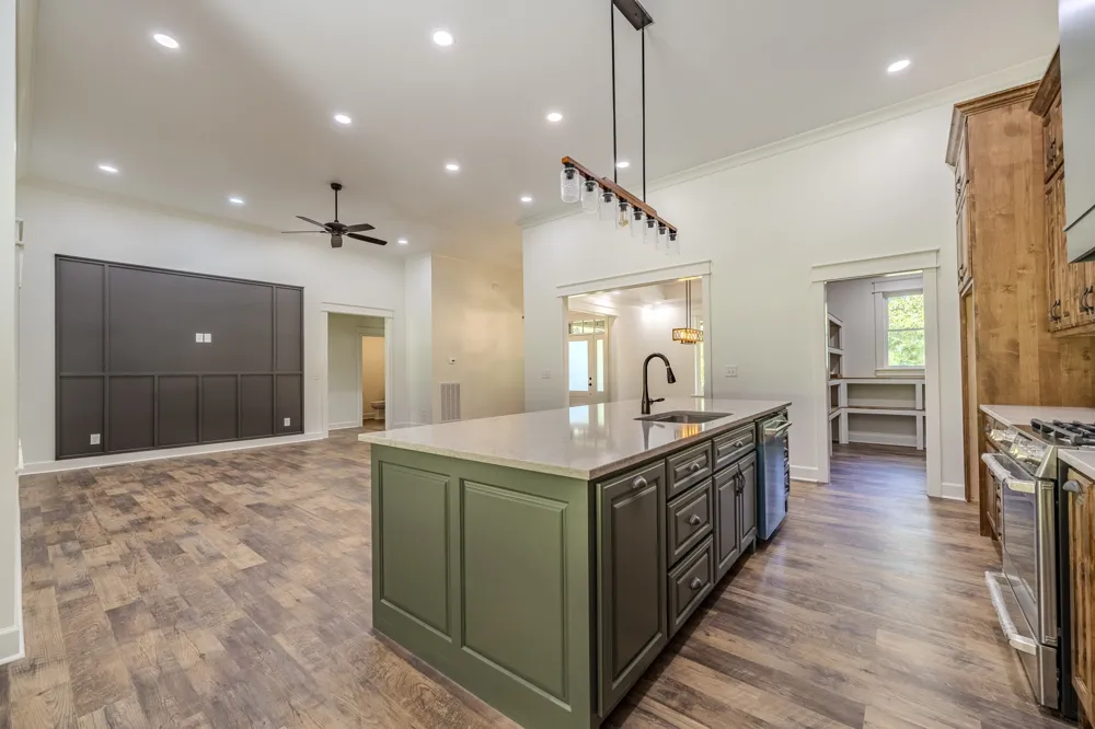 621 Bradley Ln Bath Springs, TN 38311
