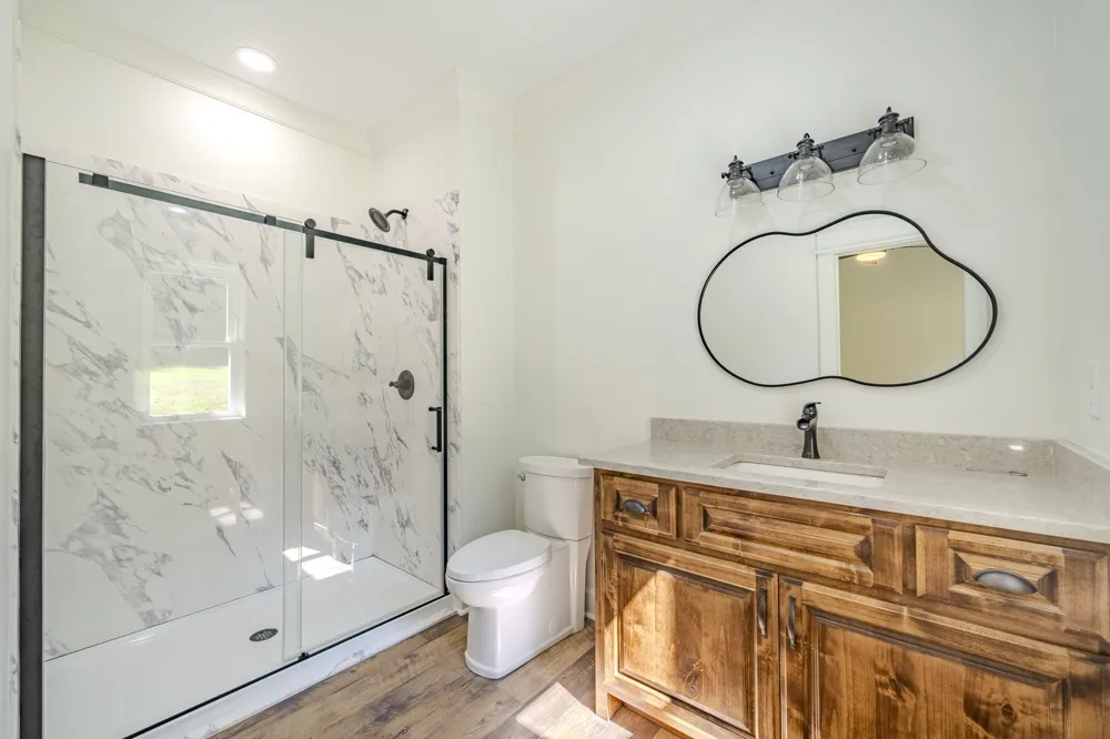 621 Bradley Ln Bath Springs, TN 38311