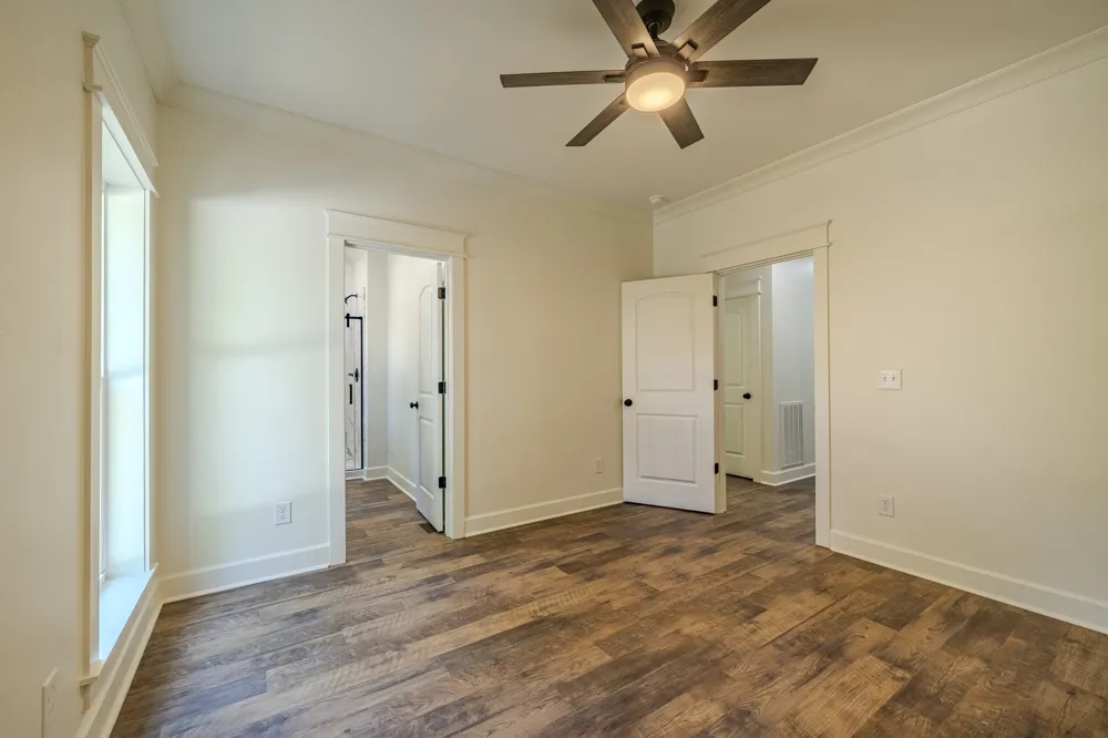 621 Bradley Ln Bath Springs, TN 38311