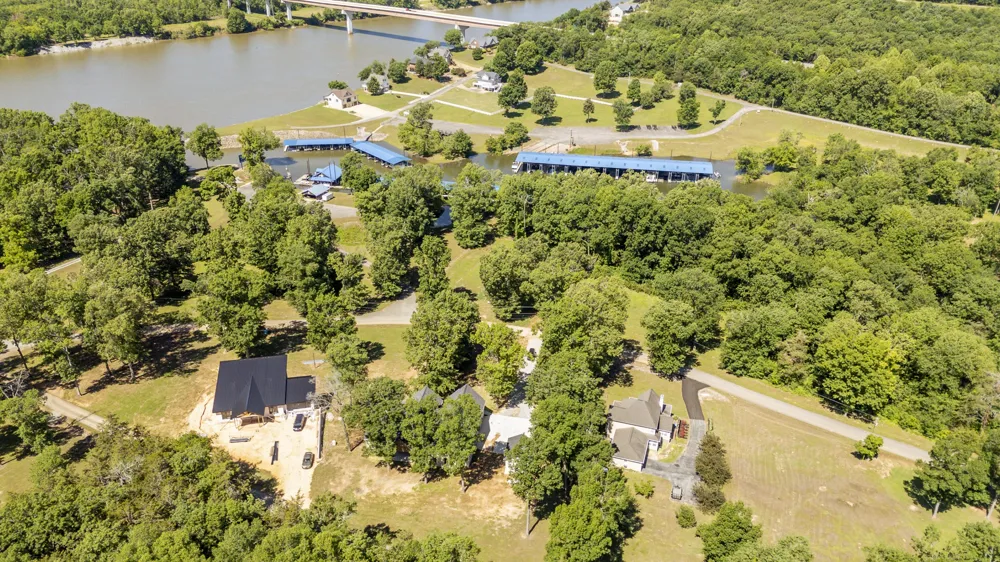 621 Bradley Ln Bath Springs, TN 38311