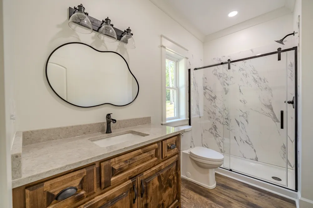 621 Bradley Ln Bath Springs, TN 38311