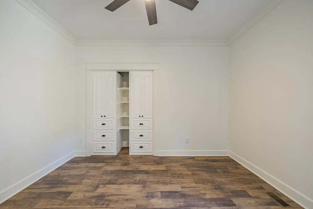 621 Bradley Ln Bath Springs, TN 38311
