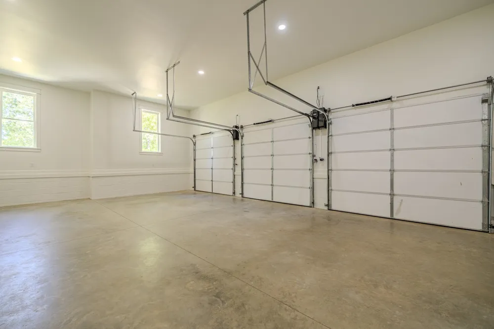 621 Bradley Ln Bath Springs, TN 38311