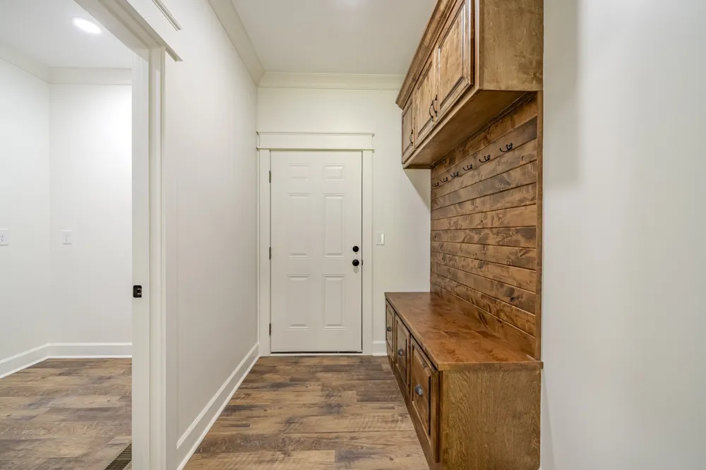 621 Bradley Ln Bath Springs, TN 38311