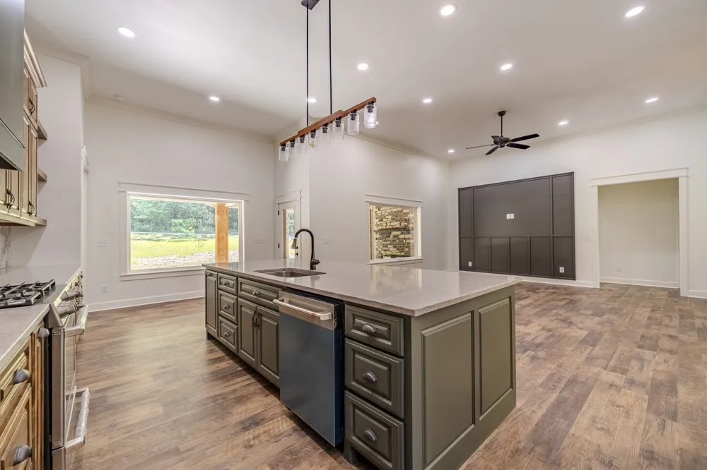 621 Bradley Ln Bath Springs, TN 38311