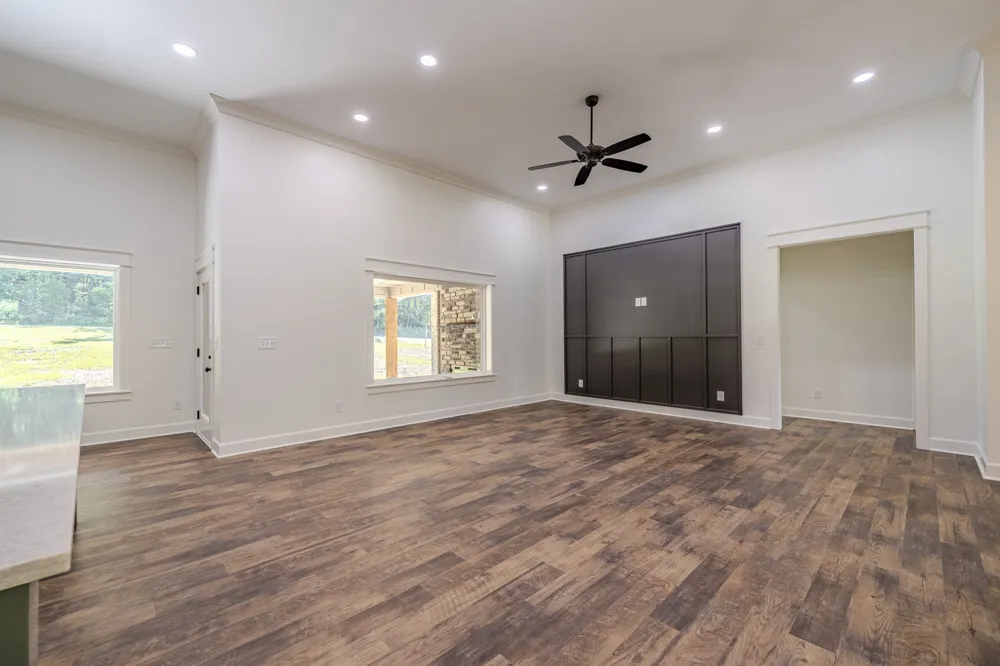 621 Bradley Ln Bath Springs, TN 38311