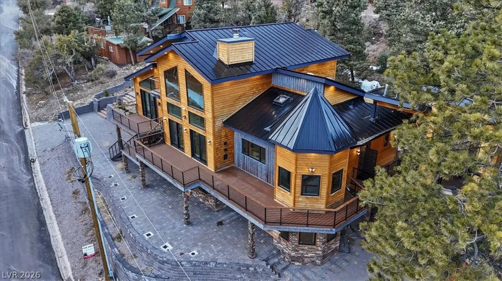 306 Crestview Drive Mount Charleston, NV 89124