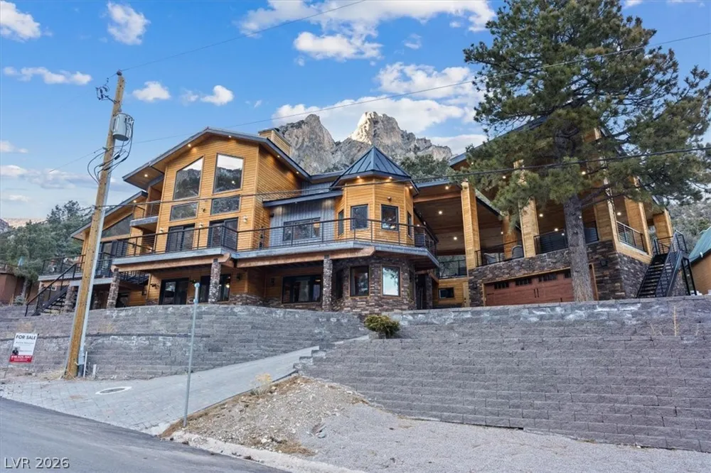 306 Crestview Drive Mount Charleston, NV 89124