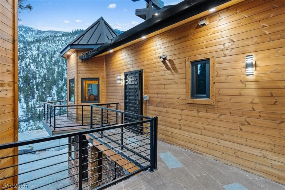 306 Crestview Drive Mount Charleston, NV 89124