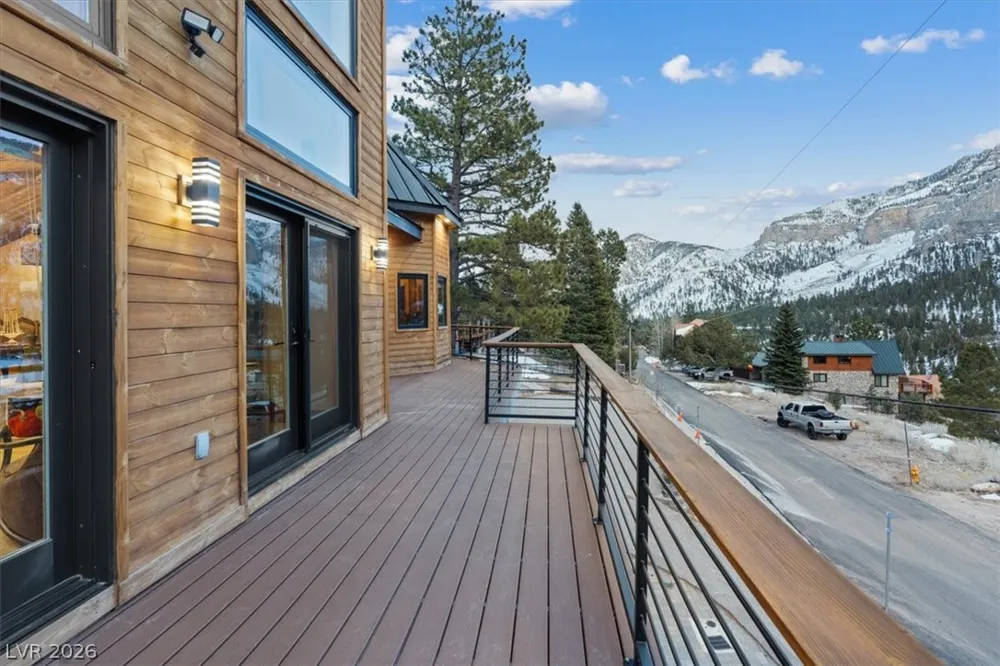 306 Crestview Drive Mount Charleston, NV 89124