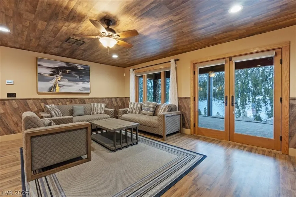 306 Crestview Drive Mount Charleston, NV 89124
