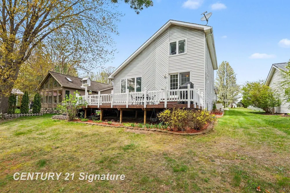 1361 Mckimmy Drive Tobacco Township, MI 48612