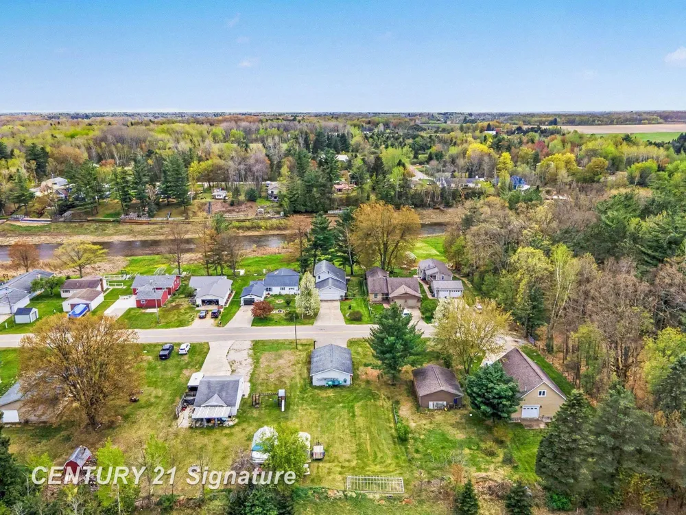 1361 Mckimmy Drive Tobacco Township, MI 48612
