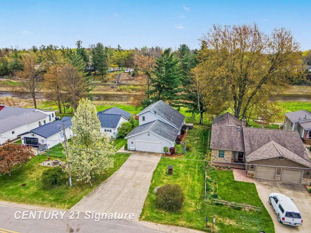 1361 Mckimmy Drive Tobacco Township, MI 48612