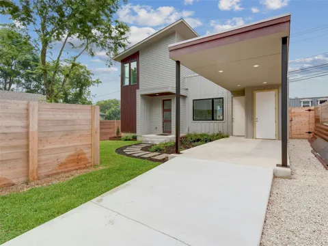 313 Blackson Avenue #B
