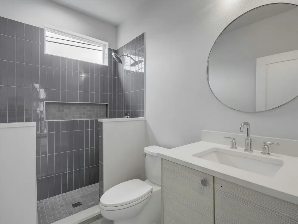 313 Blackson Avenue #B Austin, TX 78752