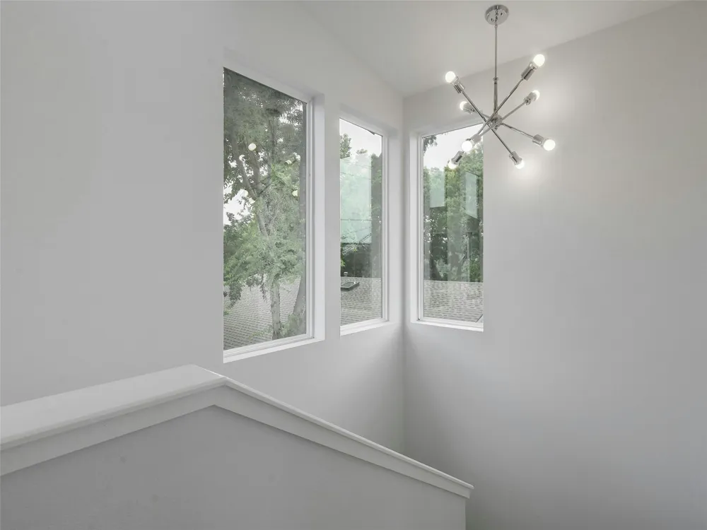 313 Blackson Avenue #B Austin, TX 78752