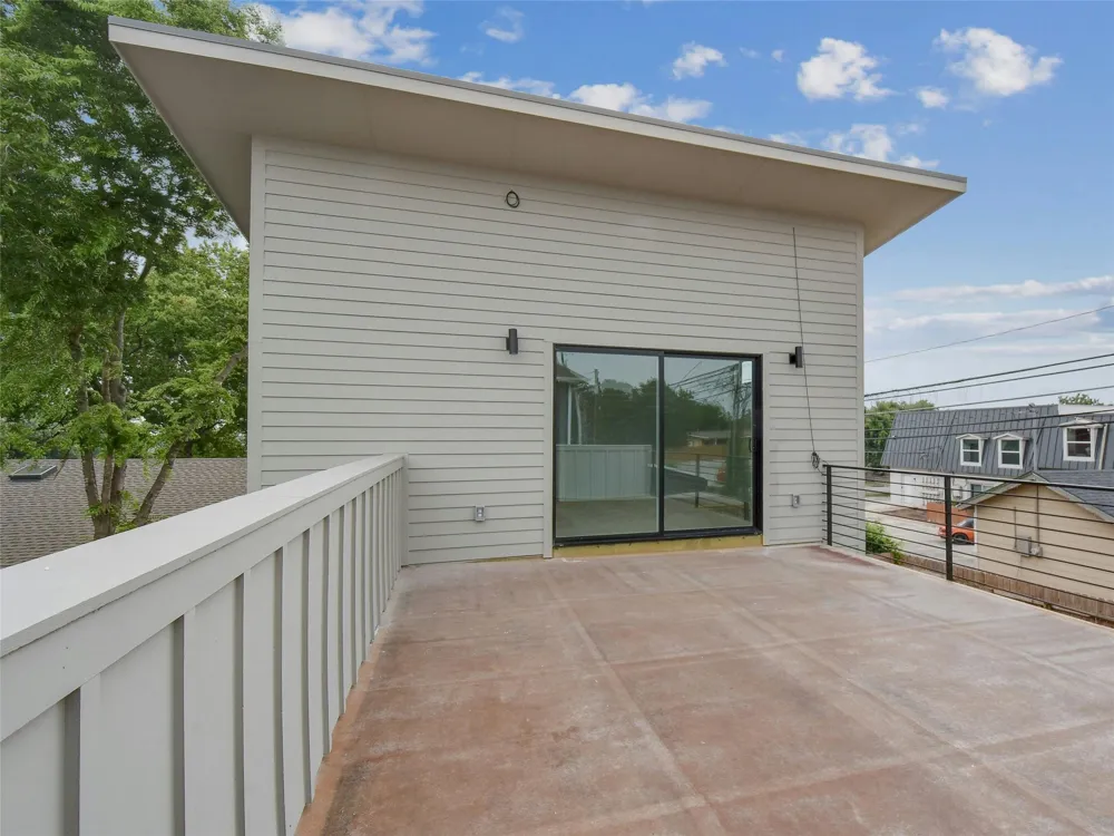 313 Blackson Avenue #B Austin, TX 78752