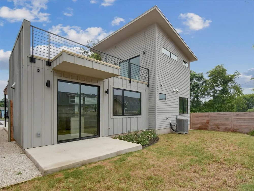 313 Blackson Avenue #B Austin, TX 78752