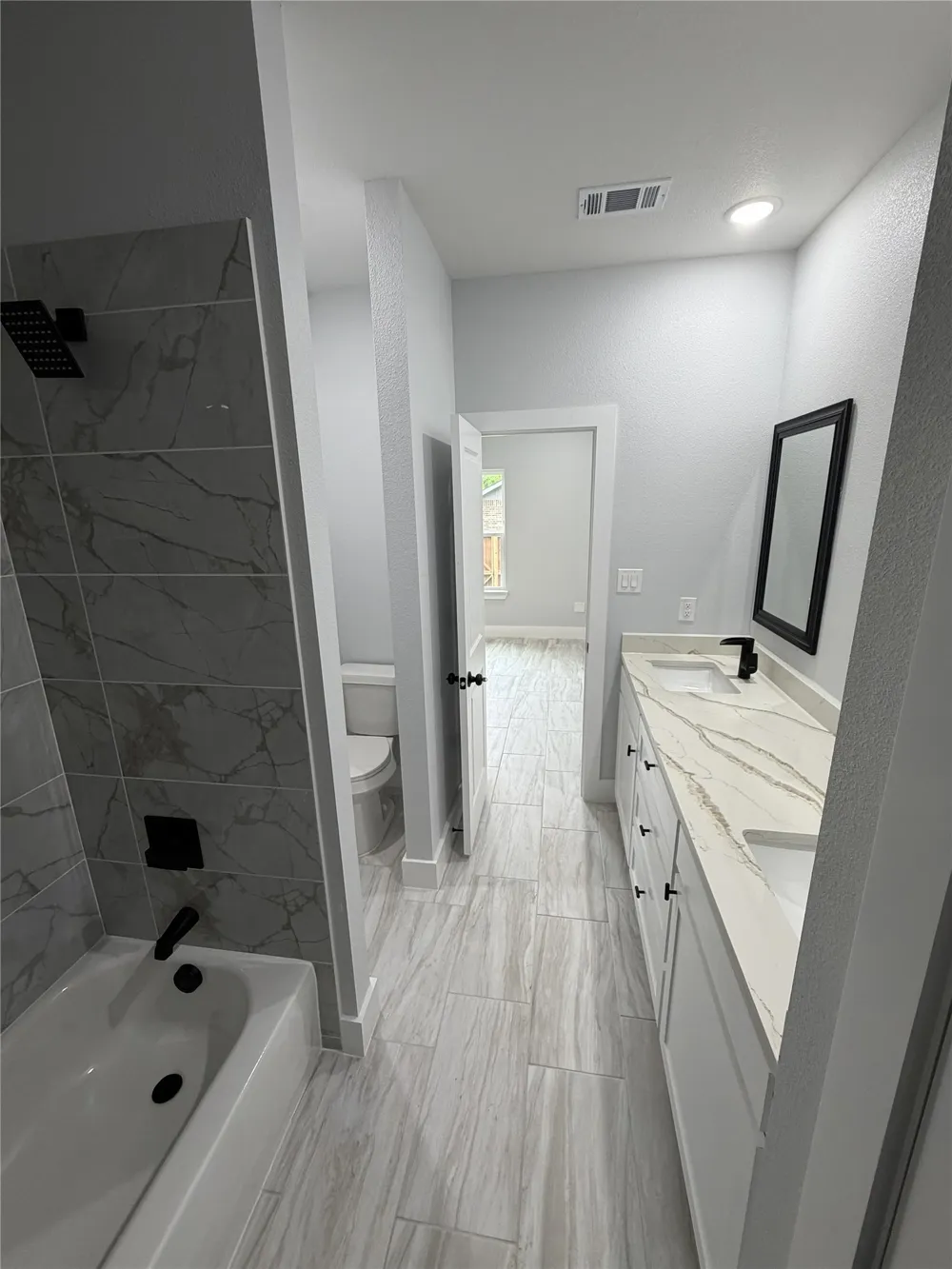 1005 Grandbury Street #A Cleburne, TX 76033